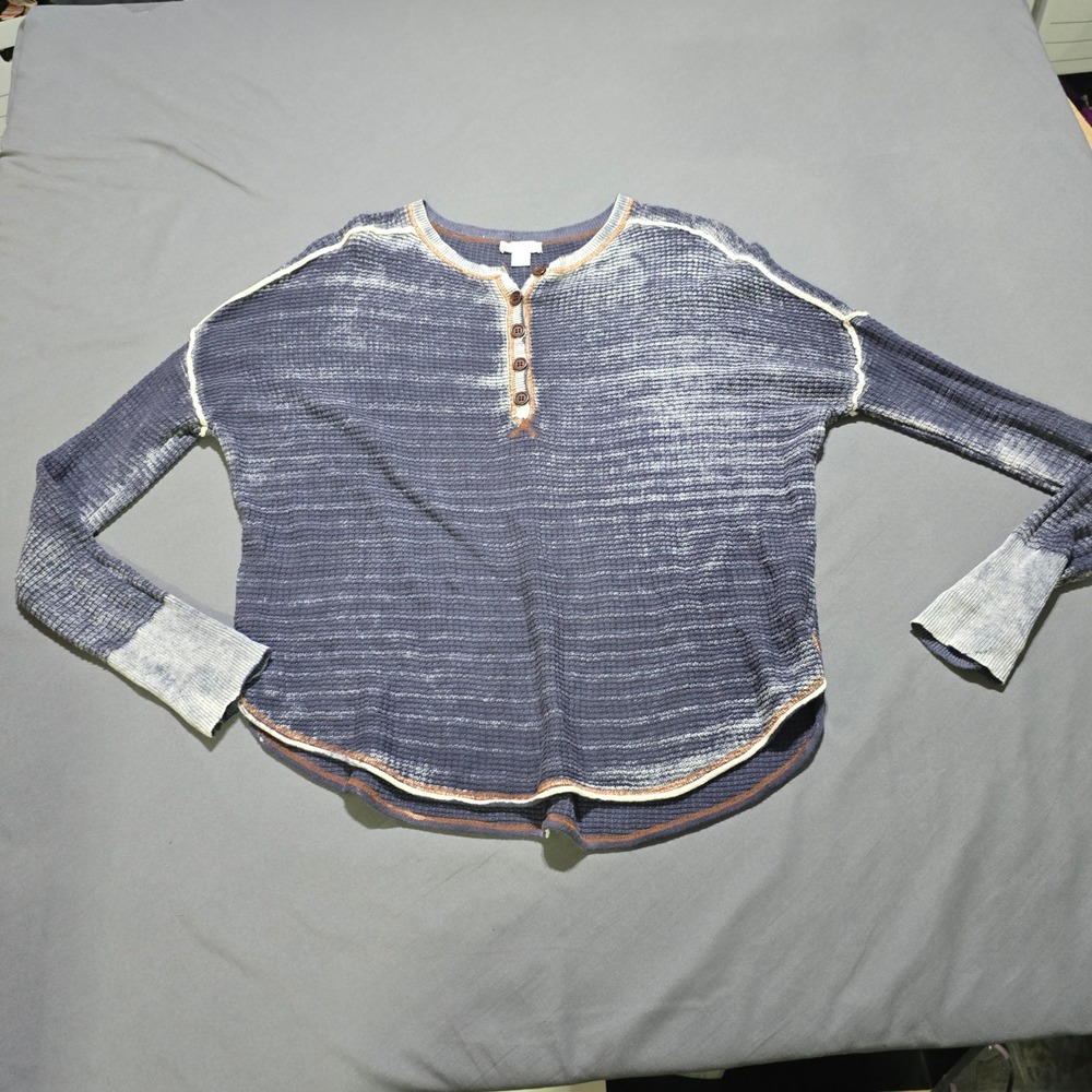 Sundance Henley Top Women Small Blue Acid Wash Waffle Knit Thermal Long Sleeve